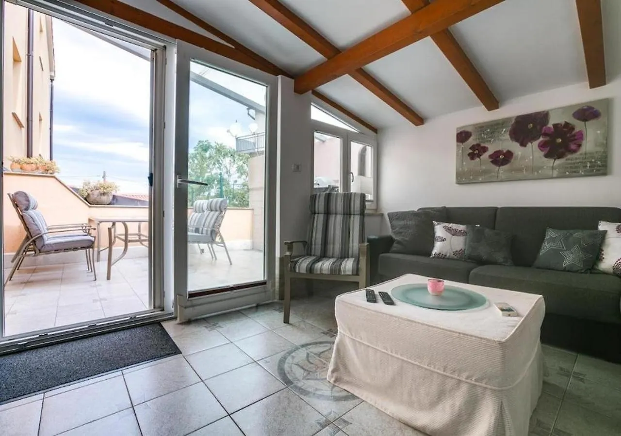 Cute Apartment Damor Near The Beach 温克兰